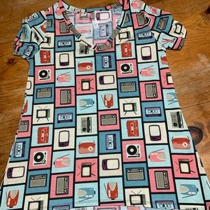 LulaRoe V Neck Top